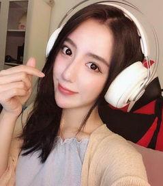 国产网红爱看福利片视频,揭秘网红圈幕后现象