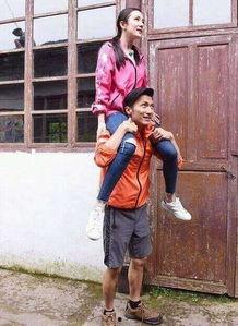 国产女王骑脖子视频,惊险刺激的极限挑战  第2张